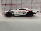 White Project Speeder BDD16 M28 2013 Hot Wheels Diecast Car