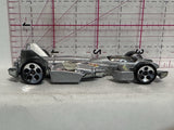 Silver Jet Threat 2000 Hot Wheels Diecast Car
