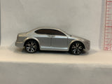 Silver Racer  Motor Max Loose Diecast Car 1/64 ID