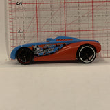 Blue  Stunt Team V5334 ©2011 Hot Wheels Diecast Car BB