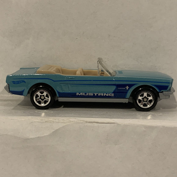 Blue 85 Mustang Convertible ©1983, 2013 Hot Wheels Diecast Car BQ