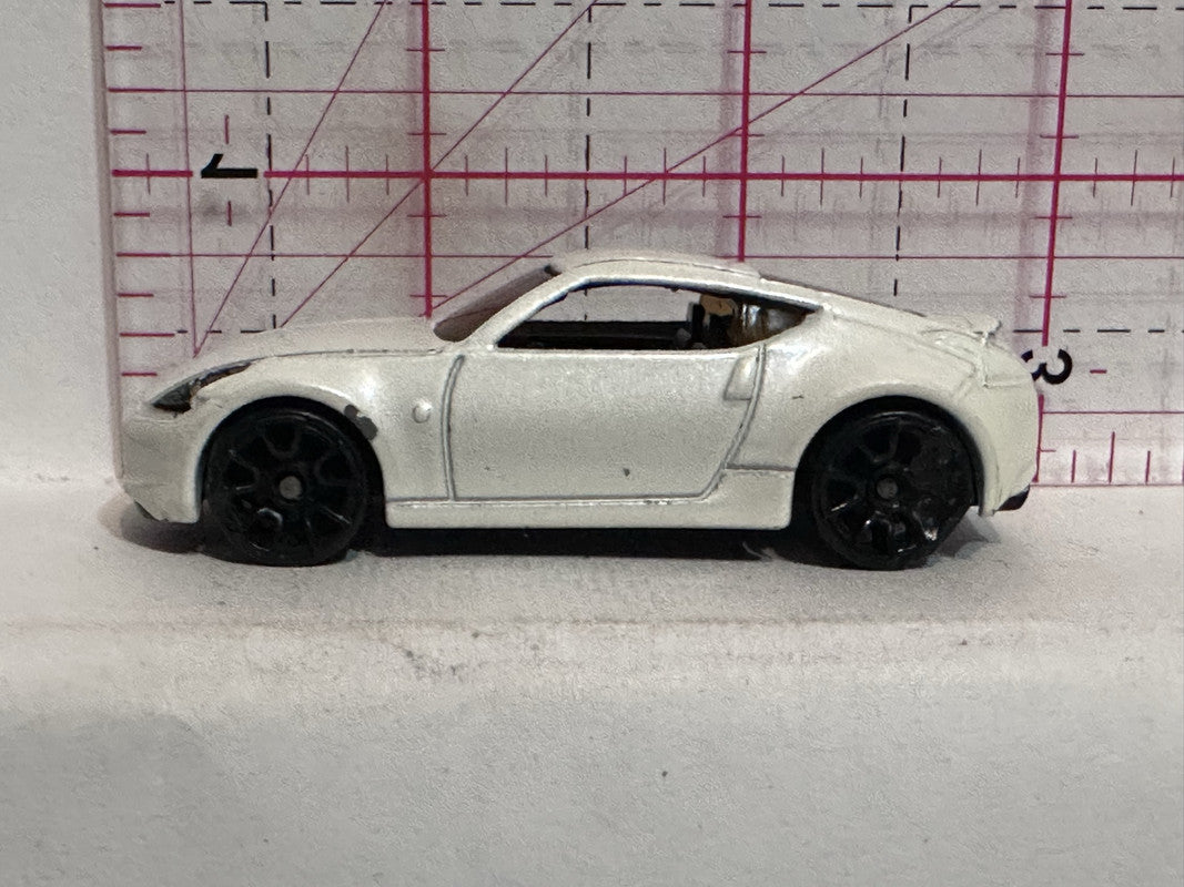 Nissan 370z r0957 hotsell