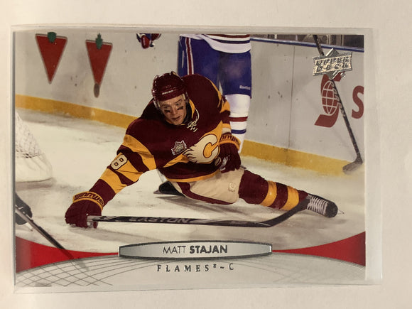 #176 Matt Stajan Calgary Flames 2011-12 Upper Deck Series One Hockey Card