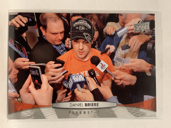 #61 Daniel Briere  Philadelphia Flyers 2011-12 Upper Deck Series One Hockey Card