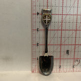 Newfoundland Crest Emblem Shovel Collectable Souvenir Spoon CB