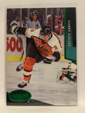 #423 Garry Gallery Philadelphia Flyers 1993-94 Parkhurst Hockey Card