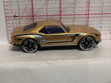 Gold Flair Metal Machines Zuru Diecast Car