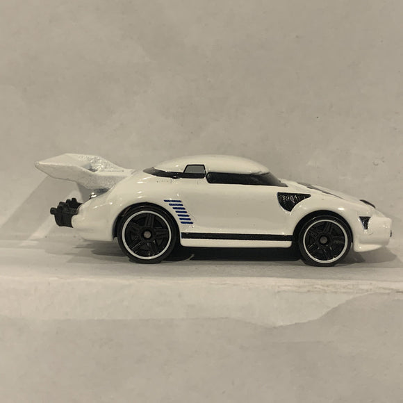 White Storm Trooper CGW43 Star Wars ©2014 Hot Wheels Diecast Car BC