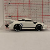 White Storm Trooper CGW43 Star Wars ©2014 Hot Wheels Diecast Car BC
