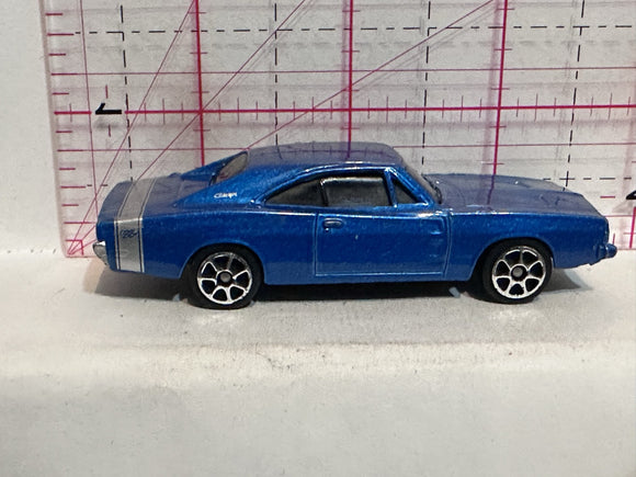 Blue 1969 Dodge Charger R/T Maisto Diecast Car