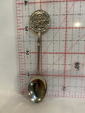 Niagara falls canada Maple Leaf Souvenir Spoon