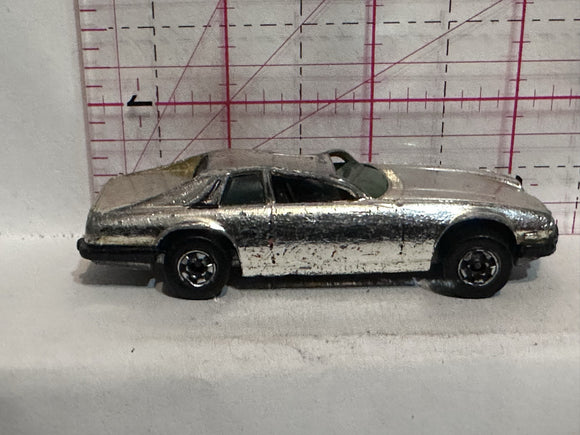 Silver Jaguer XJS 1977 Hot Wheels Diecast Car