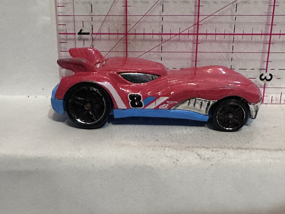 Red Howlin Heat R0940 F24 2010 Hot Wheels Diecast Car