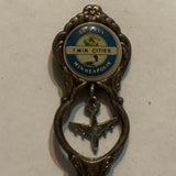 St Paul Twin cities Minneapolis Plane Jet Collectable Souvenir Spoon EU