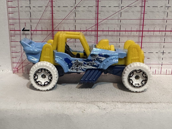 Blue Mountain Mauler BDC94 J33 2013 Hot Wheels Diecast Car