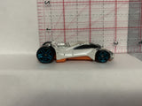 White Stock Racer Mcdoanlds 2009 Hot Wheels Loose Diecast Car 1/64 IQ