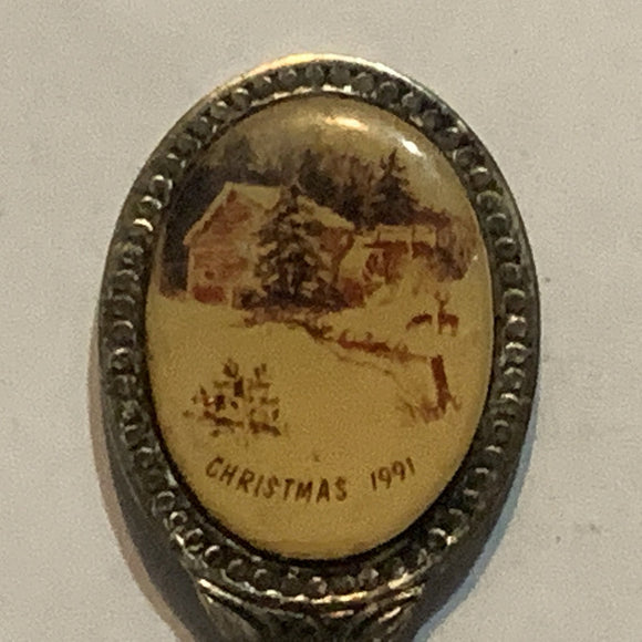 Christmas 1991 Cabin in the Woods Collectable Souvenir Spoon CM