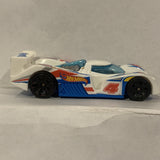 White  24 Ours ©2010 Hot Wheels Diecast Cars CK