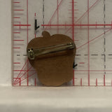 Curl Golf Ski k-40 Kelowna 96 Apple Lapel Hat Pin