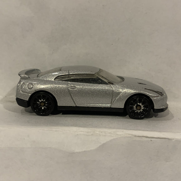 Grey 2009 Nissan GT-R Hot Wheels Diecast Cars CM