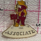 Klondike Mike 25 Associate 1986  Lapel Pin