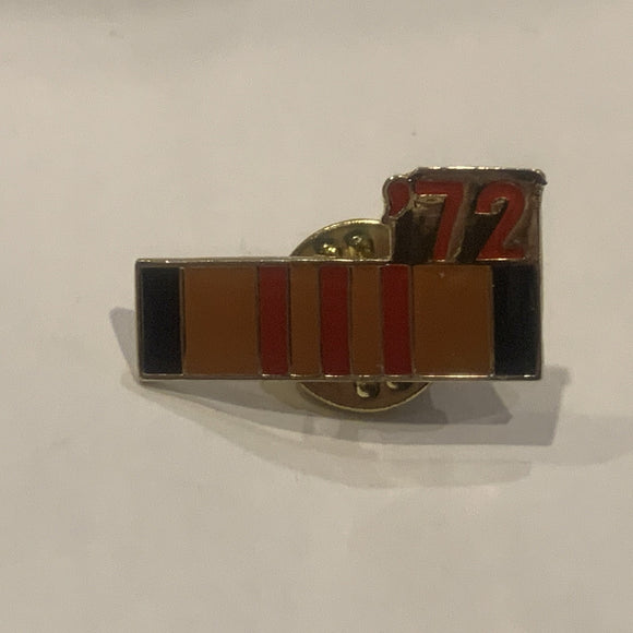 Army Ribbon '72 Lapel Hat Pin AL