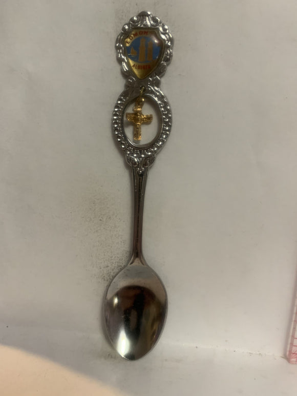 Edmonton Alberta Totem Pole Oil derrick Souvenir Spoon