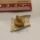 Eagle on a USA American Flag Lapel Hat Pin AQ