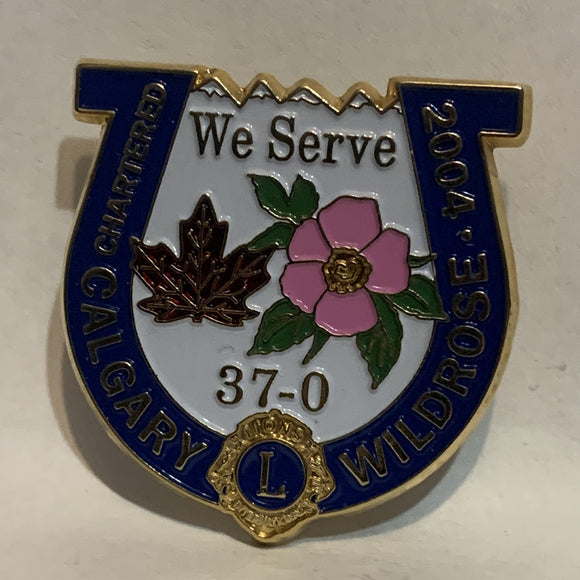 Lions Club Calgary Wild Rose 2004 37-0 We Serve Horse Shoe Lapel Hat Pin