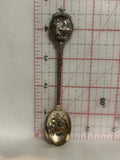 Noel 1998 Christmas Building a Snowman Souvenir Spoon