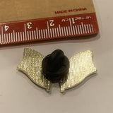 USA US Navy Friendship Flags Lapel Hat Pin AV