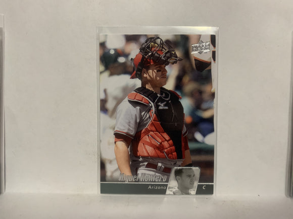 #46 Miguel Montero Arizona Diamondbacks 2010 Upper Deck Series 1 Baseball Card NI