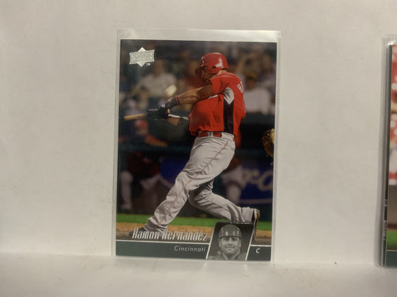 #154 Ramon Hernandez Cincinnati Reds 2010 Upper Deck Series 1 Baseball Card NI