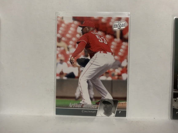 #152 Arthur Rhodes Cincinnati Reds 2010 Upper Deck Series 1 Baseball Card NI