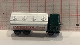 Green Metropolitan Heating & Fuel Oil Gas Tanker Maisto Toy Diecast Car