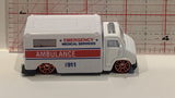 White Ambulance Maisto Toy Diecast Car