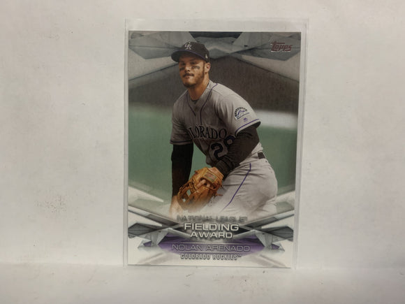 MLBA-23 Nolan Arenado NL Fielding Award Colorado Rockies 2018 Topps Series 1 Baseball Card NQ