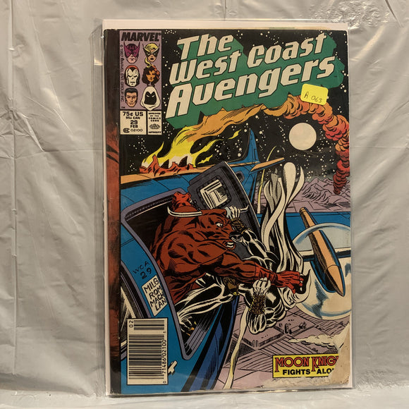 #29 The West Coast Avengers Moon Knight Marvel Comics BO 9150