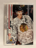 #157 Jonathan Toews Chicago Blackhawks 2011-12 Pinnacle Hockey Card  NHL