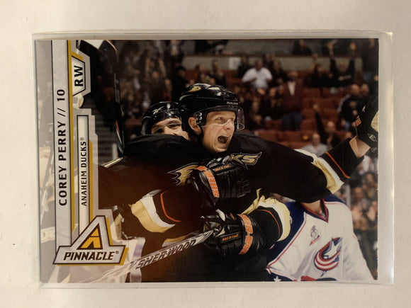 #199 Corey Perry Anahiem Ducks 2011-12 Pinnacle Hockey Card  NHL