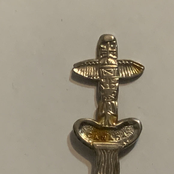 Banff Canada Totem Pole Alberta Collectable Souvenir Spoon CQ