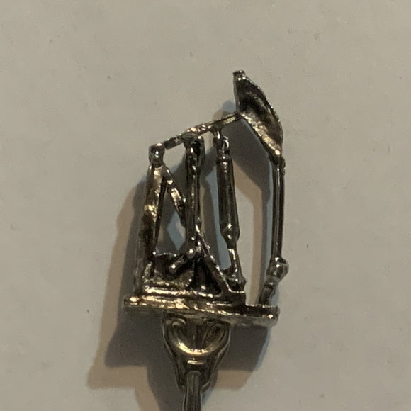 Olds Alberta Pump Jack Collectable Souvenir Spoon CR