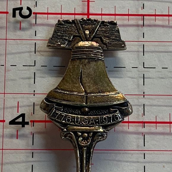 Liberty Bell 1776 USA 1976 Souvenir Spoon NQ